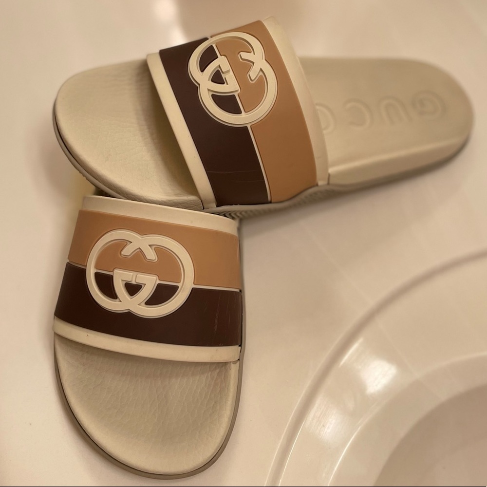 Gucci interlocking G slide - Picture 3 of 7